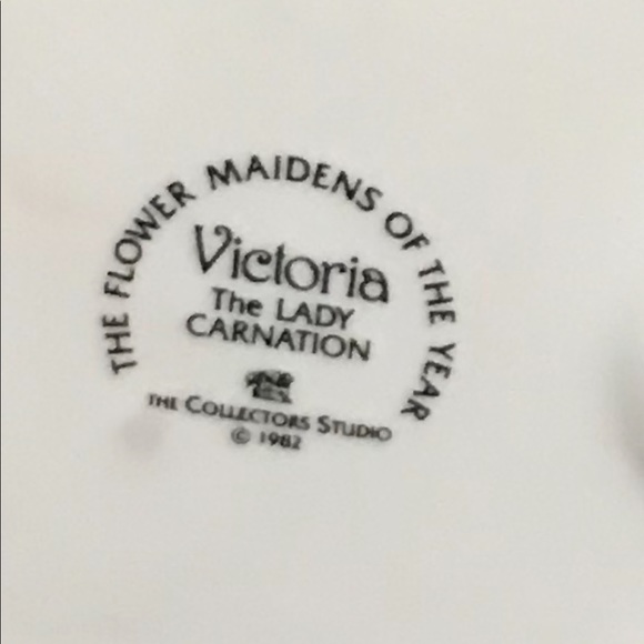 D-12) TWO Flower Maidens of the Year - Picture 6 of 6